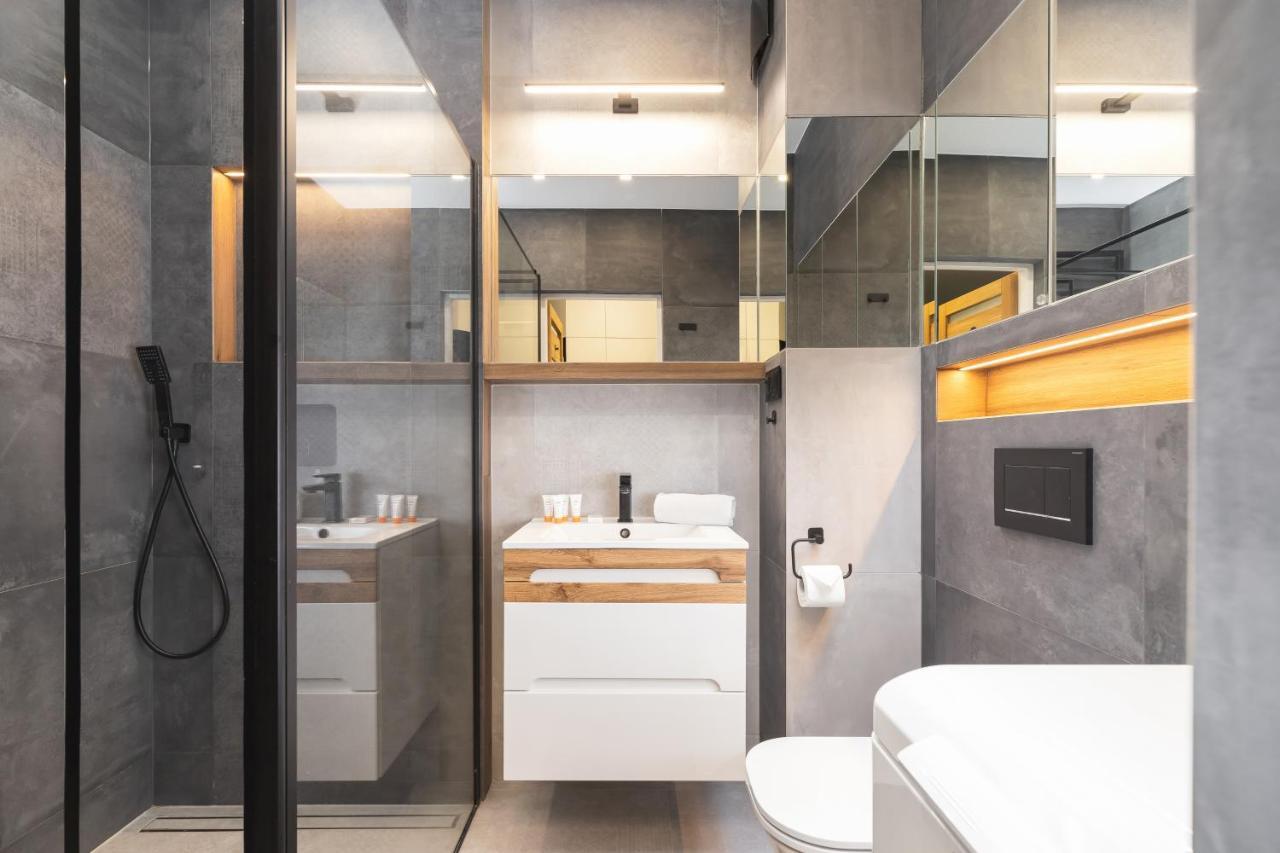 Lema Apartment Near Tauron Arena By Renters Prestige Krakow Ngoại thất bức ảnh